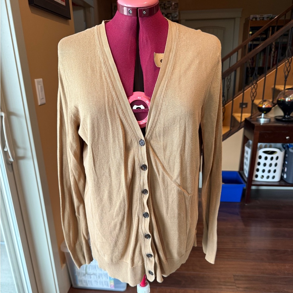 Tan V-neck Gap Cardigan